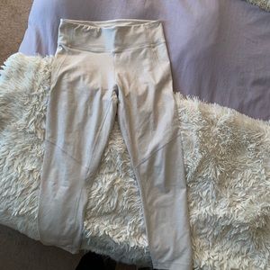 Outdoor Voices Warmup Legging in color oatmeal